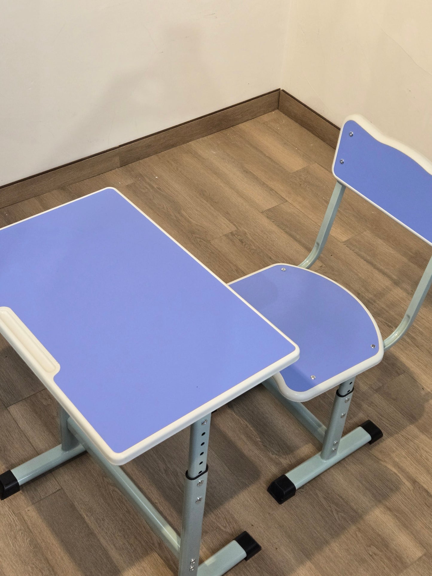 Cheap price school desk and chair