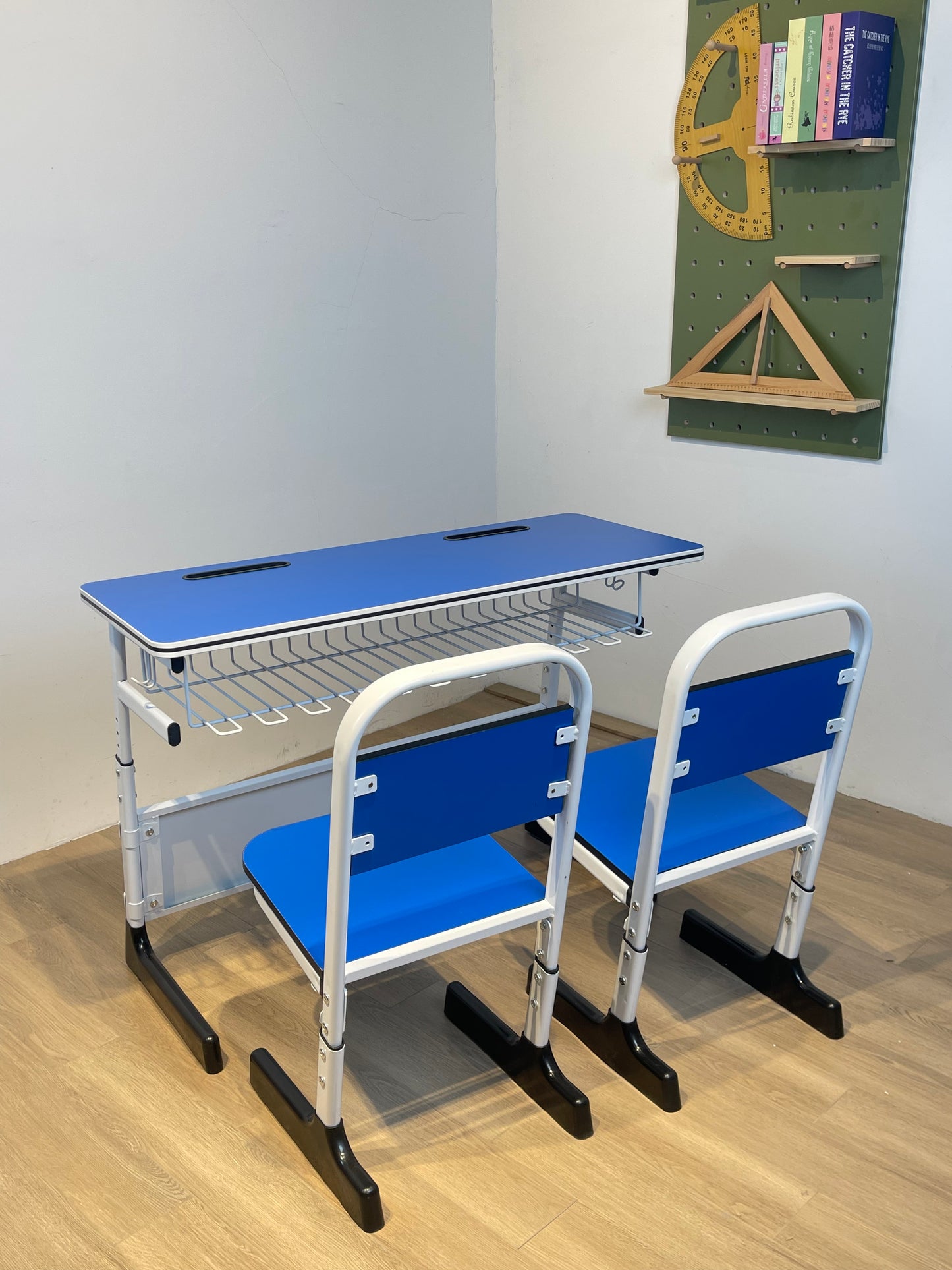 Classroom double seat desk and chair
