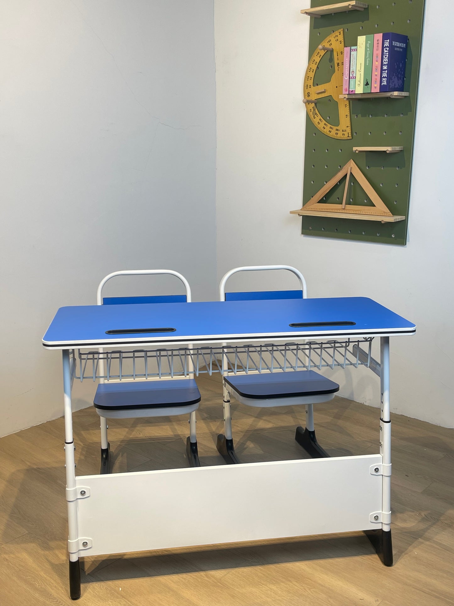 Classroom double seat desk and chair